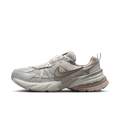 Nike V2K Run Women's Shoes with Reflective Accents. Nike JP